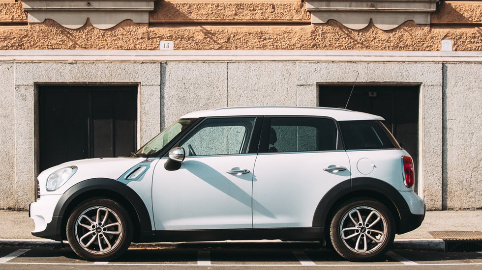 When Your Mini Stumbles on Acceleration, Visit Our Specialists in Mountain View