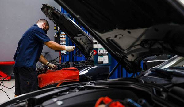 Car Oil Level Check
